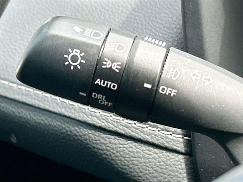 Used 2024 Toyota RAV4 XLE Premium FWD image 34