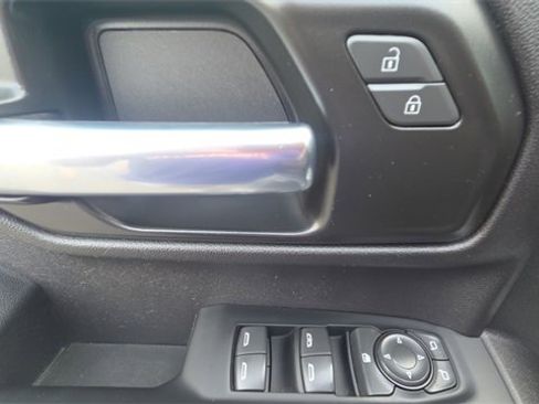 Used 2022 Chevrolet Silverado 1500 Custom image 29