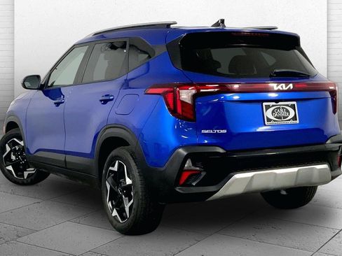 Used 2025 Kia Seltos S FWD image 11
