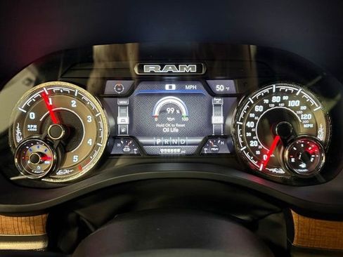 Used 2022 RAM 1500 Limited image 24