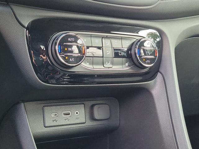 Certified 2023 Buick Encore GX Select w/ Sport Touring Package FWD image 32