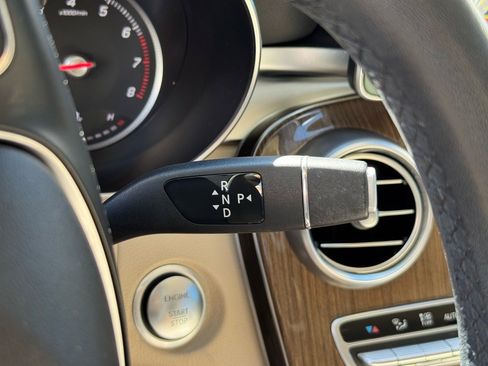 Used 2018 Mercedes-Benz GLC 300 GLC 300 image 33