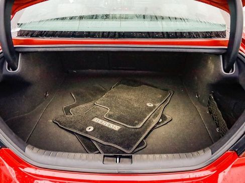 Used 2023 Genesis G70 2.0T image 26