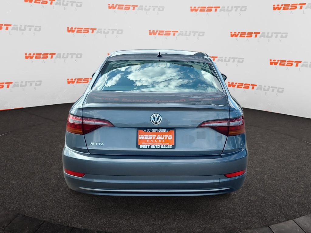 Used 2019 Volkswagen Jetta SE FWD image 4