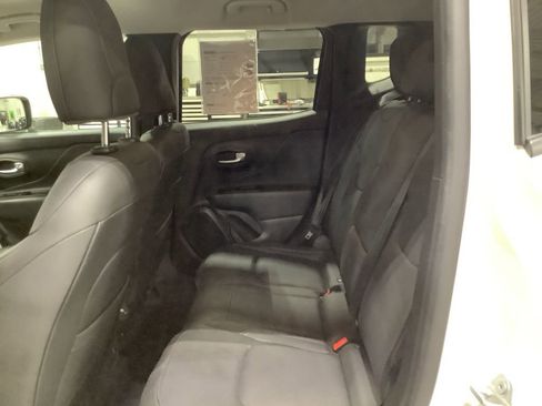Used 2020 Jeep Renegade Limited image 26