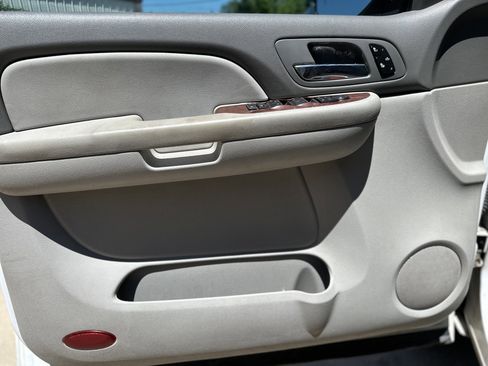 Used 2007 Chevrolet Silverado 1500 LTZ w/ Safety Package image 8