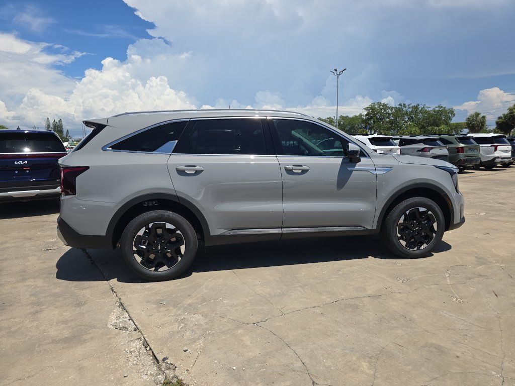 New 2026 Kia Sorento S AWD/4WD image 9
