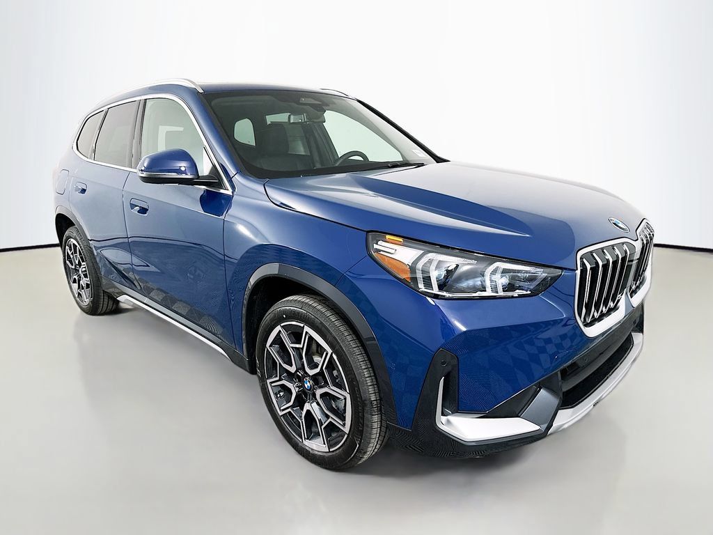 Used 2026 BMW X1 xDrive28i w/ Convenience Package AWD/4WD image 3