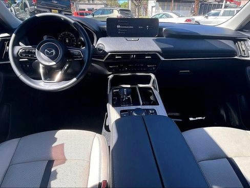 Used 2024 MAZDA CX-90 Plug-In Hybrid w/ Premium Pkg image 15