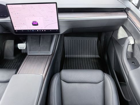 Used 2024 Tesla Model X Long Range image 74