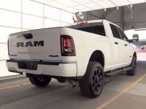 Used 2025 RAM 2500 Big Horn AWD/4WD image 3