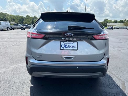 Used 2024 Ford Edge SEL w/ Convenience Package AWD/4WD image 6