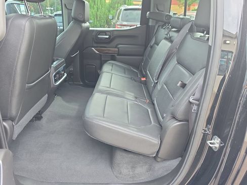 Used 2022 GMC Sierra 1500 SLT w/ SLT Premium Plus Package AWD/4WD image 25