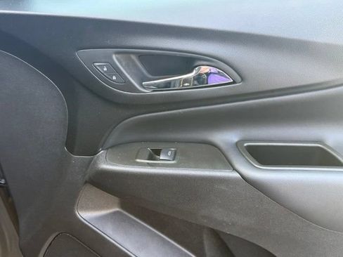 Certified 2024 Chevrolet Equinox LT FWD image 16