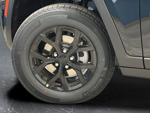 New 2026 Jeep Grand Cherokee Altitude AWD/4WD image 29