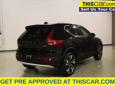 Used 2024 Volvo XC40 B5 Plus w/ Protection Package Premier AWD/4WD image 7