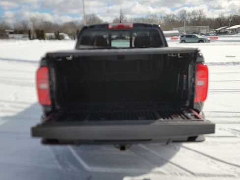 Used 2016 Chevrolet Colorado LT w/ LT Convenience Package image 12