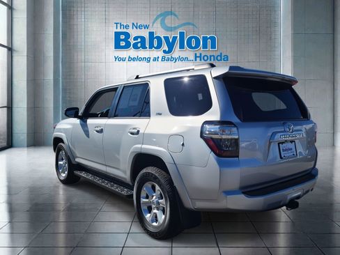 Used 2024 Toyota 4Runner SR5 image 5