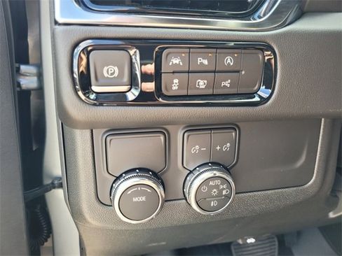 New 2026 GMC Yukon Elevation w/ LPO, Floor Liner Package image 24