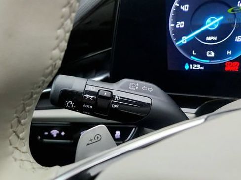 Used 2024 Kia Niro Wave w/ Wave Preserve Package FWD image 58