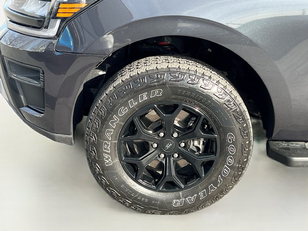 Used 2024 Ford Expedition Timberline AWD/4WD image 32