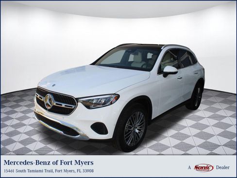 Used 2026 Mercedes-Benz GLC 300 image 1