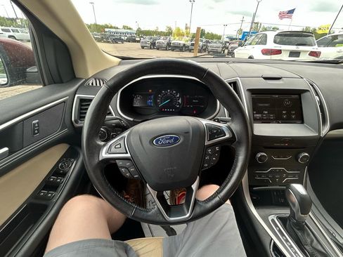 Used 2015 Ford Edge SEL w/ Equipment Group 201A FWD image 29
