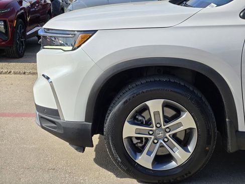 Used 2023 Honda Pilot EX-L image 8