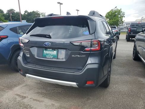 Used 2024 Subaru Outback Limited AWD/4WD image 10