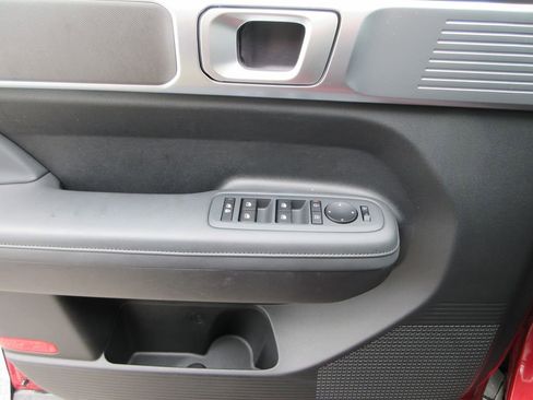 Used 2025 Hyundai Santa Fe SEL FWD image 21