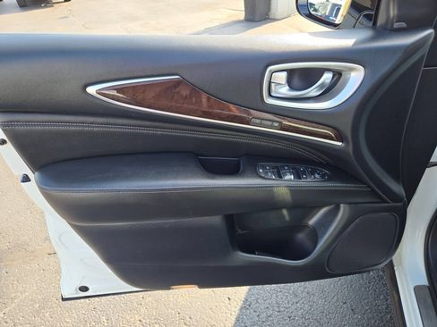 Used 2019 INFINITI QX60 Luxe w/ Sensory Package AWD/4WD image 24