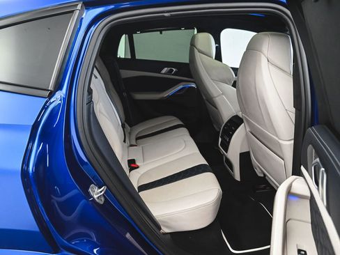 Used 2021 BMW X6 M Base w/ Competition Package image 38