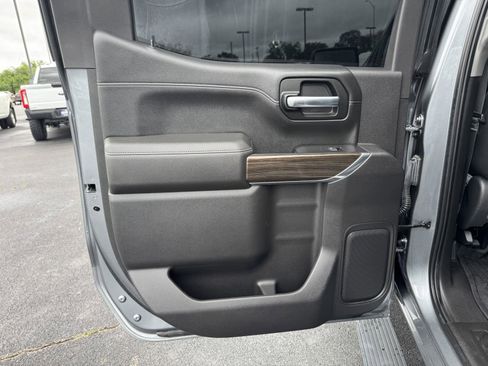 Used 2021 Chevrolet Silverado 1500 RST w/ Texas Edition Plus AWD/4WD image 25