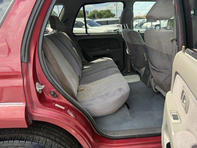 Used 2002 Toyota 4Runner SR5 RWD image 13