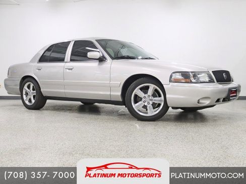 Used 2004 Mercury Marauder image 1