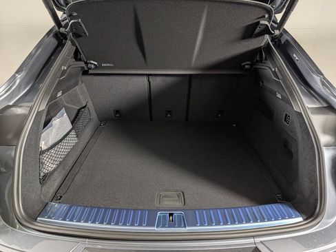 New 2026 Porsche Cayenne GTS AWD/4WD image 17