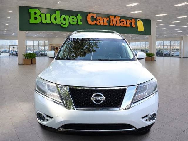 Used 2015 Nissan Pathfinder SL w/ Trailer Tow Package FWD image 2