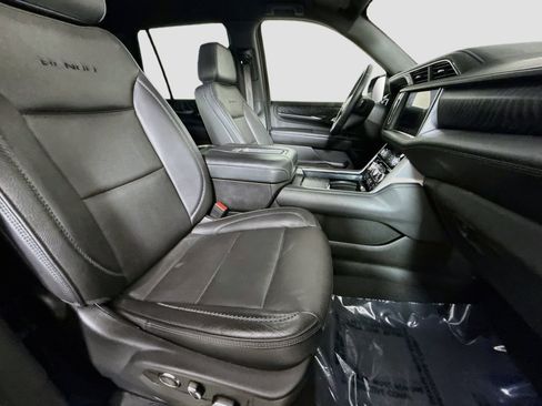 Used 2023 GMC Yukon Denali AWD/4WD image 29