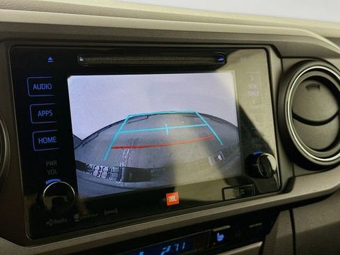 Used 2019 Toyota Tacoma TRD Pro AWD/4WD image 16