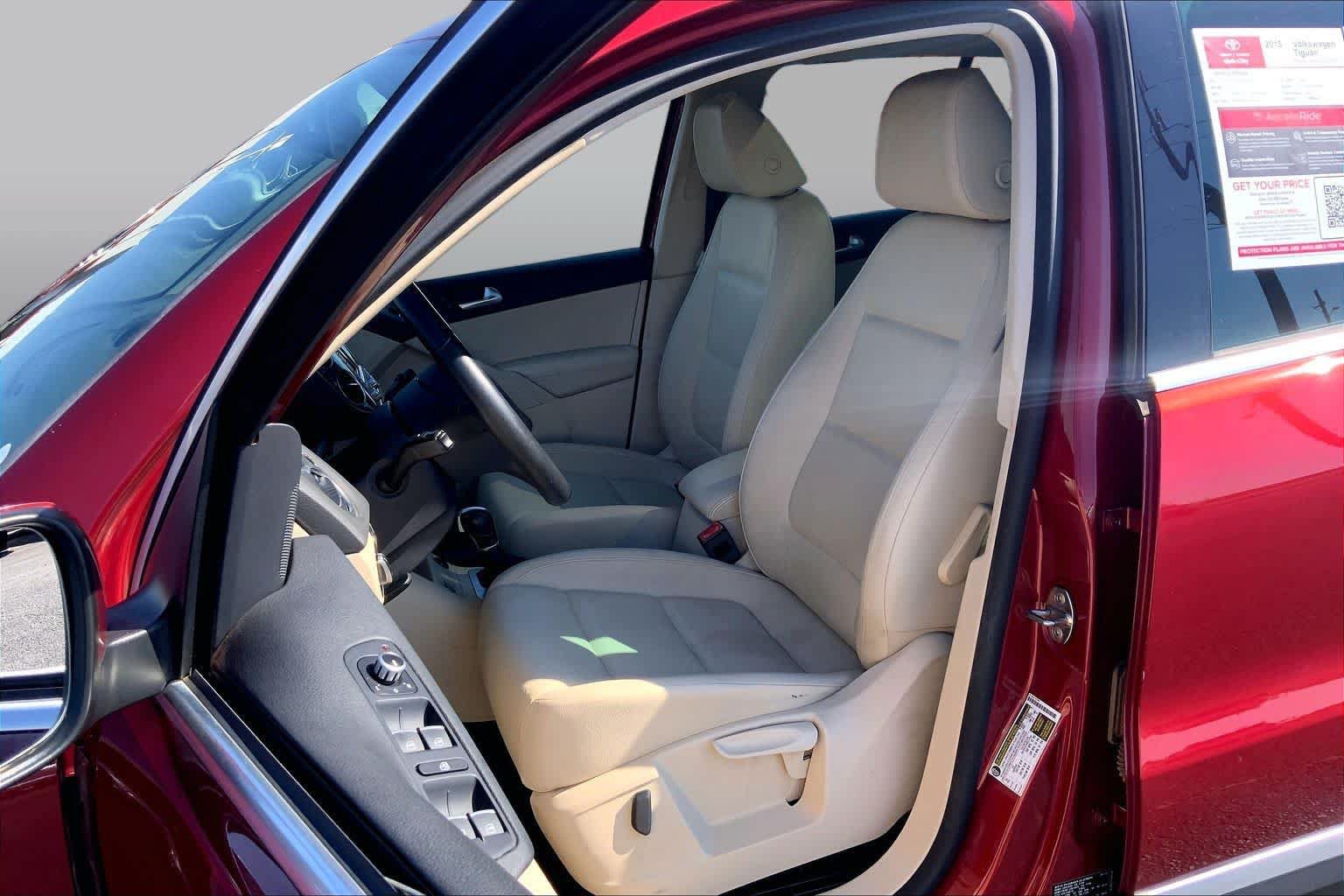 Used 2015 Volkswagen Tiguan SEL FWD image 8