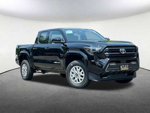 New 2026 Toyota Tacoma SR5 AWD/4WD image 2
