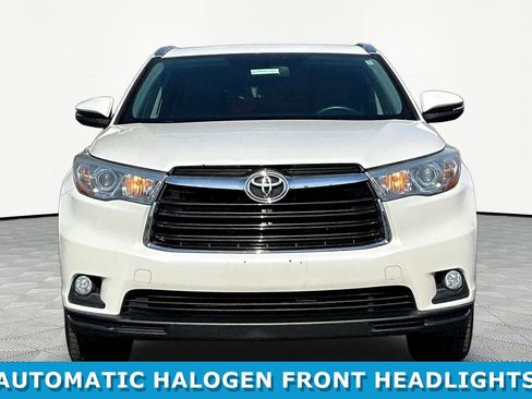 Used 2015 Toyota Highlander XLE AWD/4WD image 2