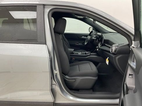 New 2026 Chevrolet Equinox LT AWD/4WD image 13