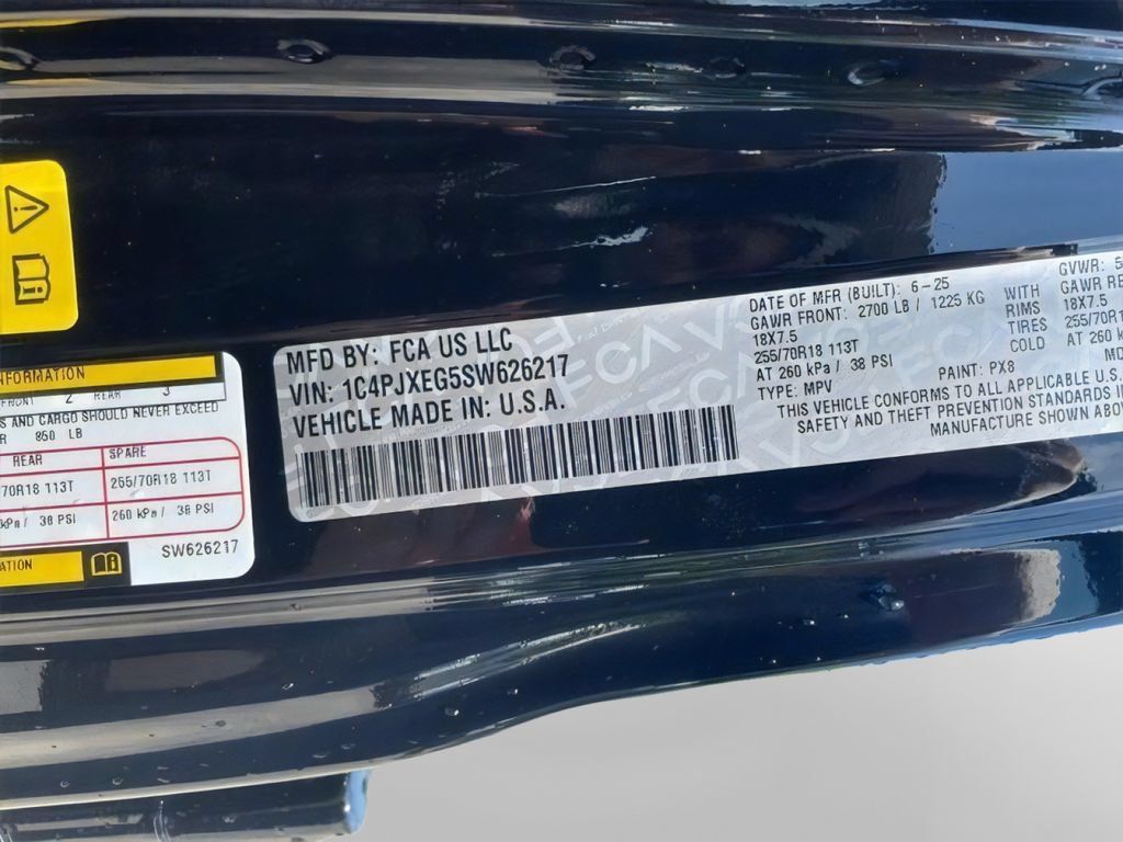 New 2025 Jeep Wrangler Unlimited Sahara AWD/4WD image 30