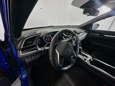 Used 2019 Honda Civic Sport image 9