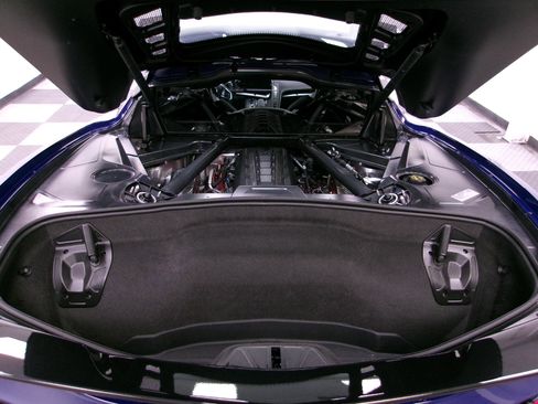 Used 2025 Chevrolet Corvette Stingray Preferred Cpe w/ Z51 Performance Package image 12