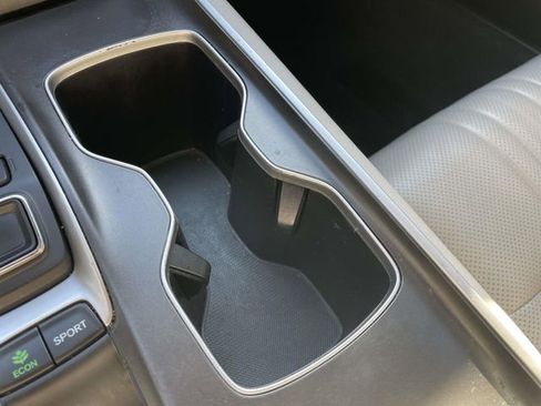 Used 2021 Honda Accord Touring image 24