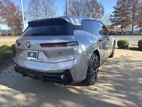 New 2026 BMW iX xDrive60 image 5