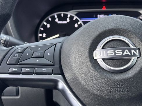 New 2025 Nissan Sentra SV image 17