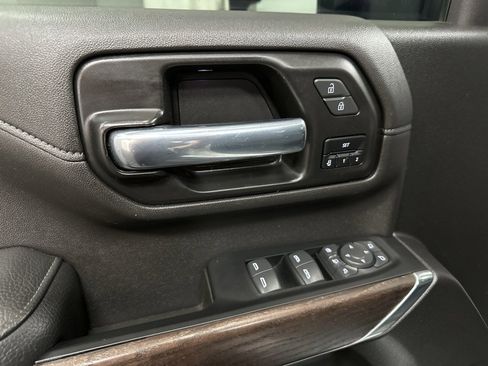 Used 2022 GMC Sierra 2500 Denali w/ Denali Ultimate Package image 20